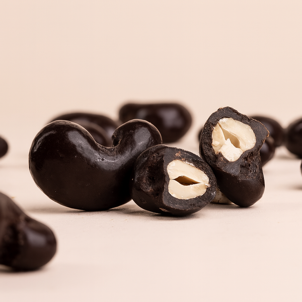 Rich Dark Chocolate Cashews