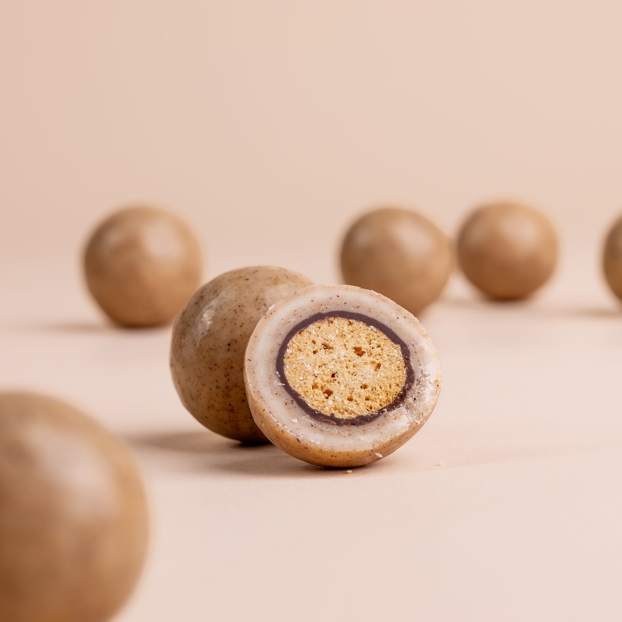 Gingerbread Malt Balls – Chocolate.com