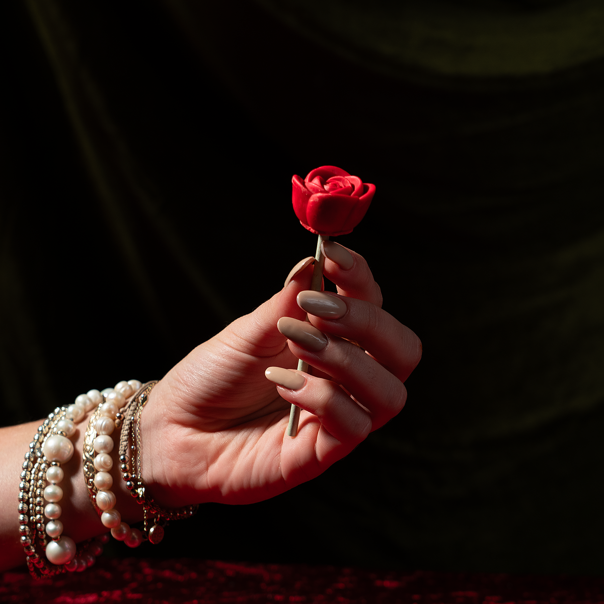 Holiday Belgian Bouquet™ Chocolate Roses