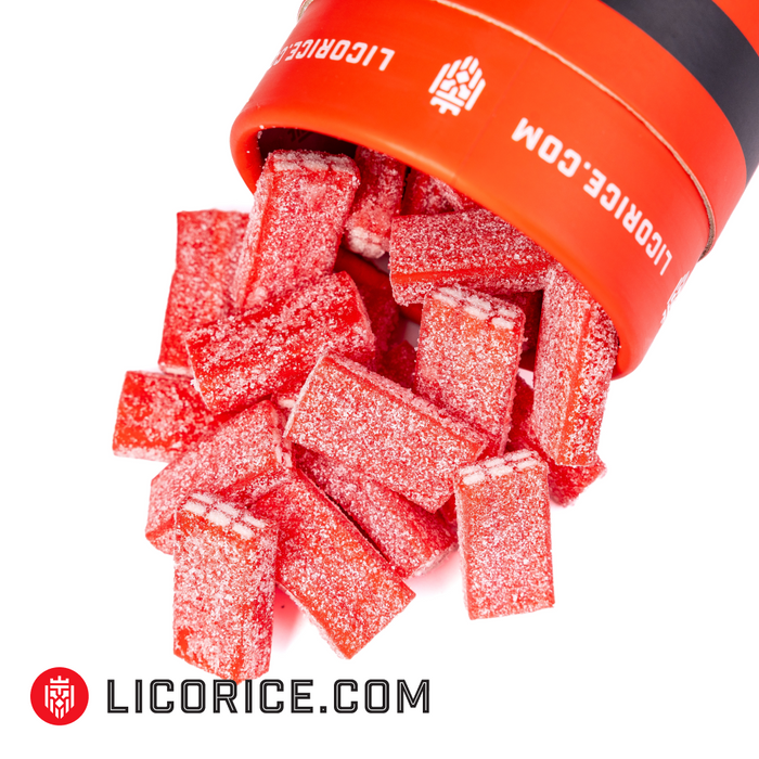 Strawberry Sour Petites Licorice
