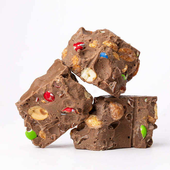 Grandma Anne’s™ Honey Roasted Peanut & M&M® Chocolate Chunks